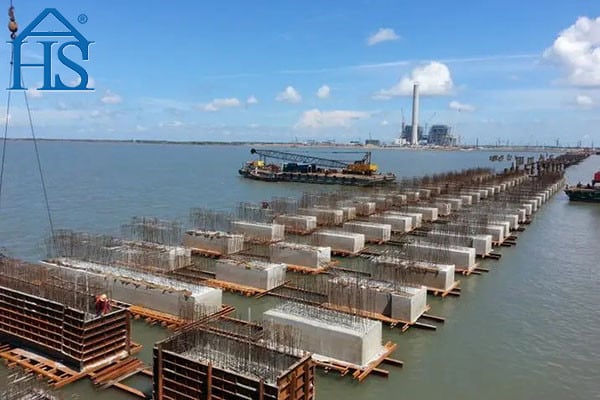 Corrosion-resistant concrete port terminals